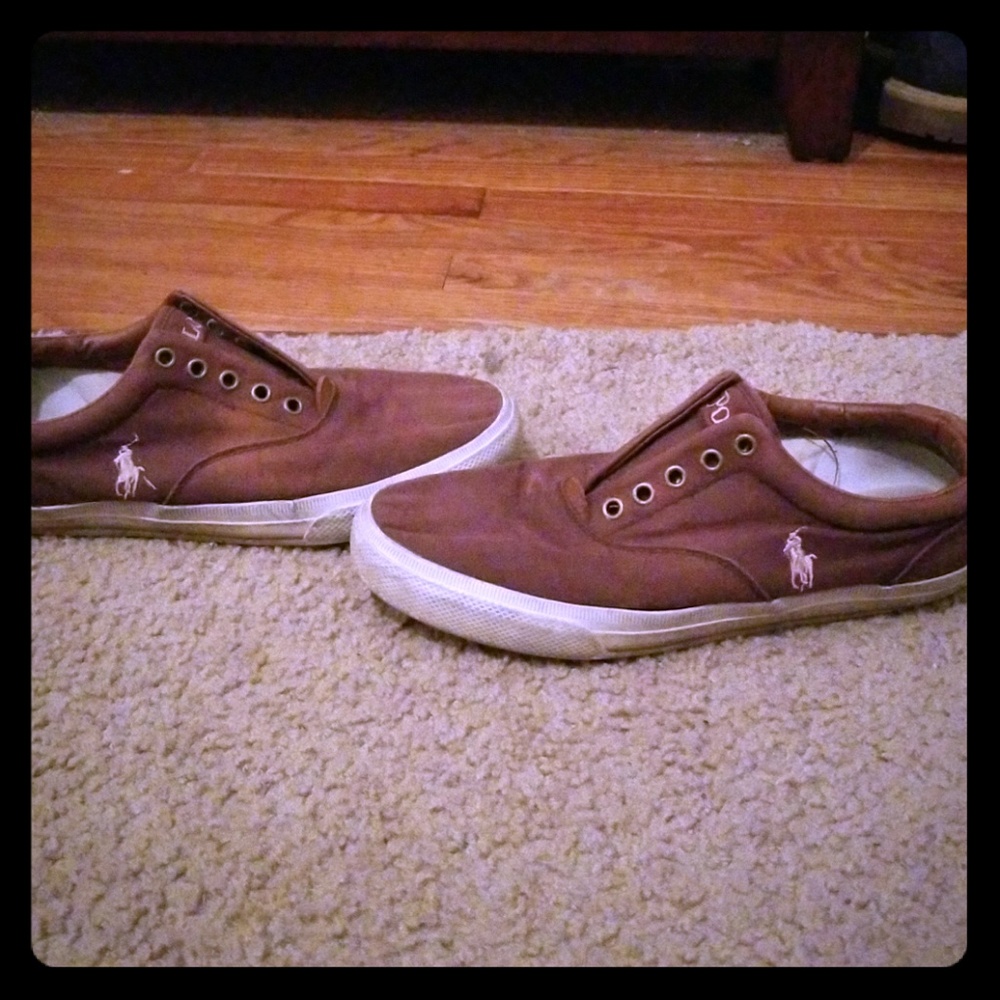 Polo slip ons